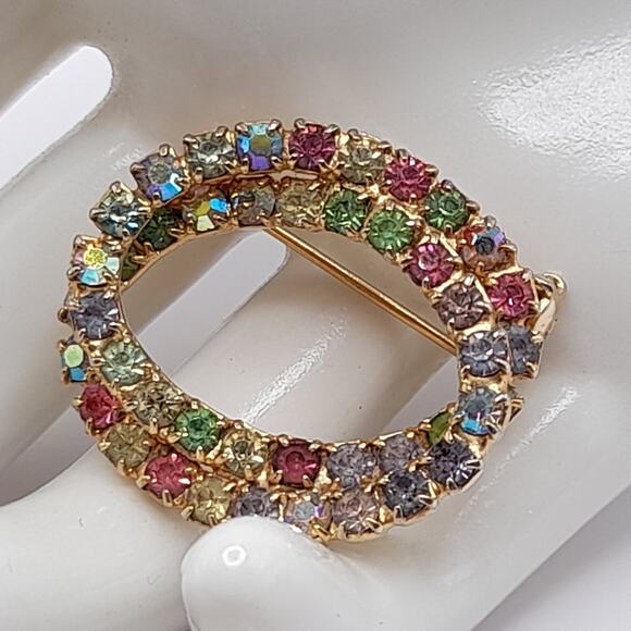 Vintage AB Pastel Prong Set Glass Rhinestone Oval Brooch, URANIUM Glass, 1 1/4" - Picture 2 of 10